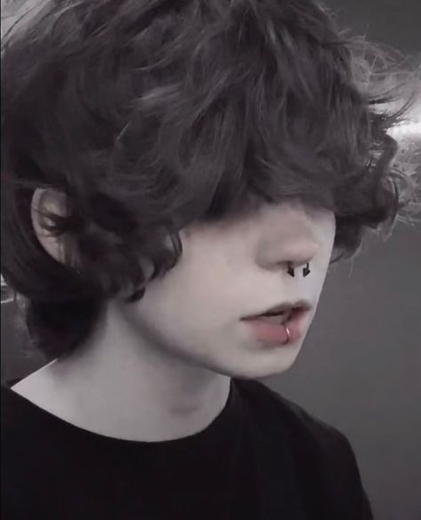 Androgynous Hair, Short Grunge Hair, Alternative Hair, Fluffy Hair, Ex Machina, Hair Reference, Short Hair Haircuts, Boys Haircuts, Cut My Hair