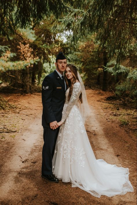 Air force wedding in michigan. Photo credit: Lexi Hampton (lextakepics) Airforce Wedding Pictures, Air Force Wedding Ideas, Air Force Wedding, Airforce Wife, Lover Girl, Military Wedding, Fall Styles, Wedding Fall, Saying No