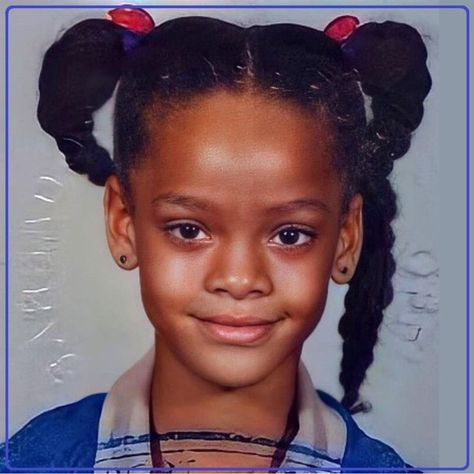 Rihanna Young Rihanna, Rihanna Photos, Iphone Wallpaper Hipster, Young Celebrities, Famous Celebrities, Beyonce, Rihanna, A Child, Google Search