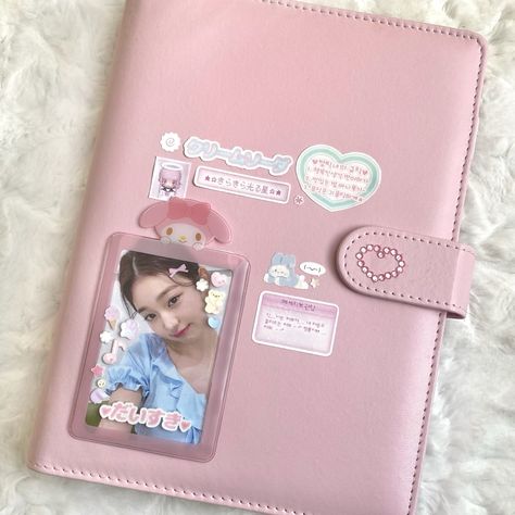 @ wonyorio on ig #ive #wonyoung #binder #kpop Kpop Board Ideas, Pc Binder Deco, Binder Aesthetic Ideas, Kpop Pc Binder, Kpop Binder Cover Ideas, Binder Decoration Ideas, Kpop Binder Deco, Binder Aesthetic, Binder Inspiration