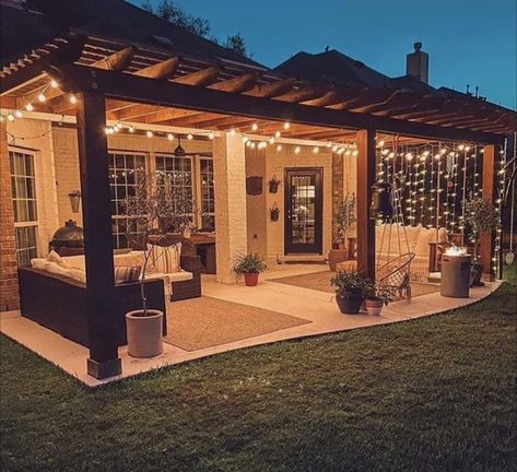 Outdoor Pergola Ideas Backyards, Pergola Patio Decor Ideas, Beach Pergola, Pergola Decorating Ideas, Patio Gazebo Decorating Ideas, Backyard Pergola Ideas, Giant Backyard, Gazebo Decorating Ideas, Backyard Vibes