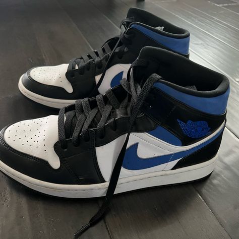 Hi I’m Selling Jordan 1 Mid White Black Racer Blue In A Size 10 Men’s With Leather Material, Brand New And With Box Cute Blue Shoes, Nike Jordan 1, Jordan Mid, Jordan 1 Mid White, Nike Shoes Women Fashion, Blue Jordans, Pretty Sneakers, Nike Fashion Shoes, Jordan 1s