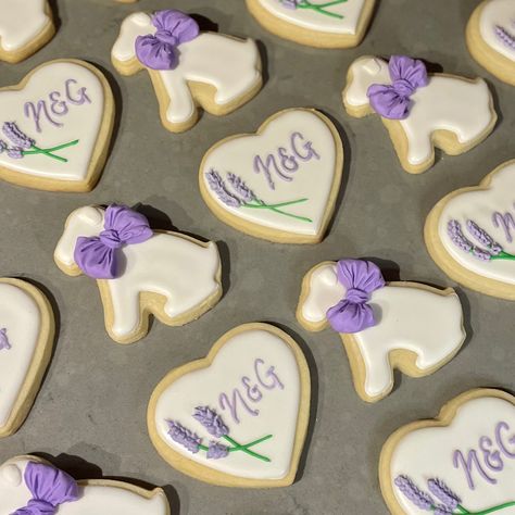 Puppy love Puppy Love Bridal Shower Theme, Love Bridal Shower Theme, Bridal Shower Cookies, Cookie Ideas, Bridal Shower Theme, Cookie Decorating, Puppy Love, Sugar Cookie, Bridal Shower