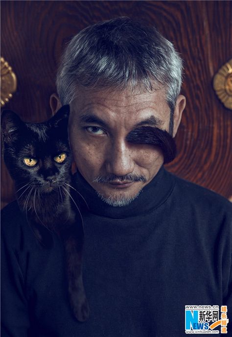 Hong Kong director Tsui Hark Man Photography, Youth Culture, Pictures Of People, Living Legends, Portrait Inspiration, Harpers Bazaar, Beauty Photography, Fashion Photographer, Art Direction