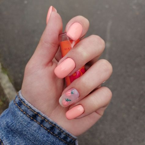 Peach Emoji Nails, Peach Theme Nails, Peach Fruit Nails, Emoji Nails, Fruit Nails, Fruit Nail Art, Peach Nails, Peach Fruit, Short Nail