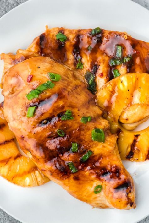 Pineapple Grilled Chicken | The Clean Eating Couple Grilled Chicken And Pineapple, Hawaiian Grilled Chicken, The Clean Eating Couple, Chicken And Pineapple, Clean Eating Couple, Grilled Pineapple Chicken, Pineapple Chicken Recipes, Pineapple Recipe, Grilled Chicken Recipe