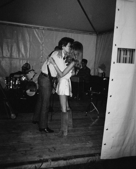 Alex Turner With Girlfriend, Rockstars Girlfriend, Matt Helders, Rockstar Gf, The Last Shadow Puppets, Last Shadow, Artic Monkeys, Shadow Puppets, Alex Turner