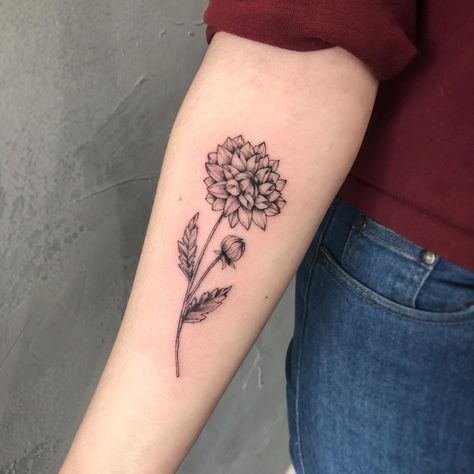 Cupcake Tattoo Designs, Dahlia Flower Tattoos, White Flower Tattoos, Star Ideas, Dahlia Tattoo, Beautiful Warrior, Cupcake Tattoos, Simple Wrist Tattoos, Rib Tattoos For Women