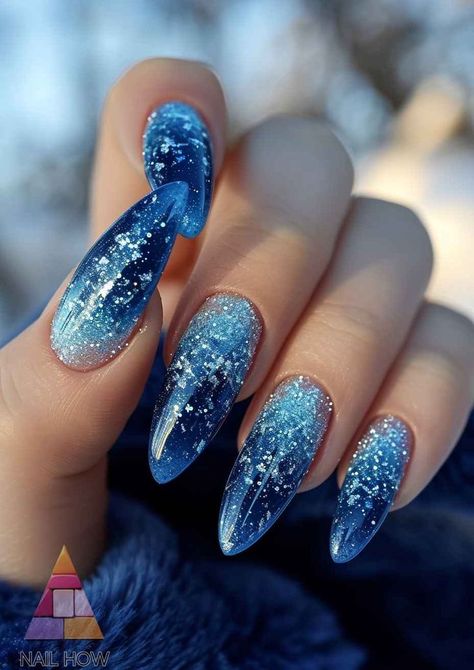 Nail Art Pastel, Light Blue Nail, Light Blue Nail Designs, Blue Stiletto Nails, Sparkle Nail Designs, Blue Prom Nails, Blue Christmas Nails, Blue And Silver Nails, Glossy Nails