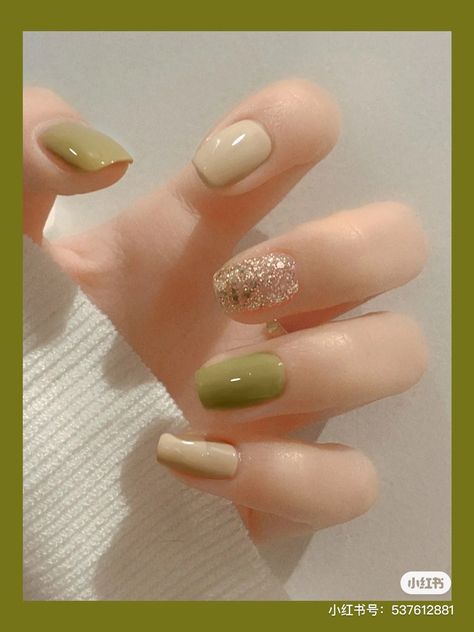 Green Beige Nails, Beauty Hacks That Actually Work, Nail Art Inspo, Cozy Colors, Fall Nail Ideas, Minimal Nails Art, Unghie Nail Art, Beauty Hacks Nails, Asian Nails