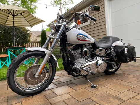 Low-Mile 2006 Harley-Davidson FXDI Super Glide 35th Anniversary - Hemmings.com Dyna Super Glide, Super Glide, 35th Anniversary, The Low, Cars For Sale, Harley Davidson, Auction, Bike