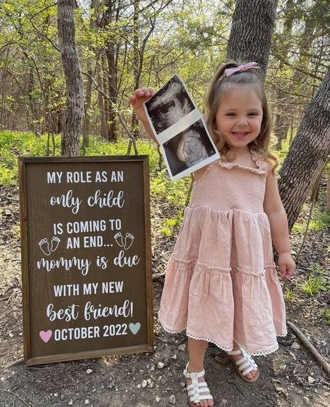 Second Child Announcement, 2nd Pregnancy Announcements, Pregnancy Announcement Photography, Creative Baby Announcements, Baby 2 Announcement, Second Baby Announcements, Second Pregnancy Announcements, Baby Surprise Announcement, Pregnancy Announcement Big Sister