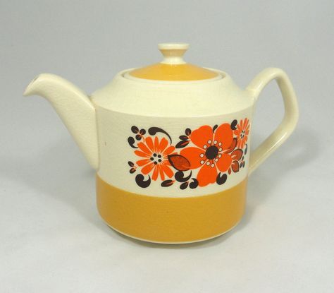 Tea Pot Ceramic, Retro Teapot, Vintage Tea Pot, Crockery Design, 70s Interior, Yellow Flower Print, Pot Ceramic, Ceramic Teapot, Beautiful Tea