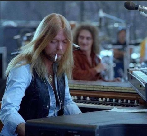 Bros Band, Greg Allman, Fresno Nightcrawler, Duane Allman, Dickey Betts, Gregg Allman, The Allman Brothers, Midnight Rider, Southern Accents