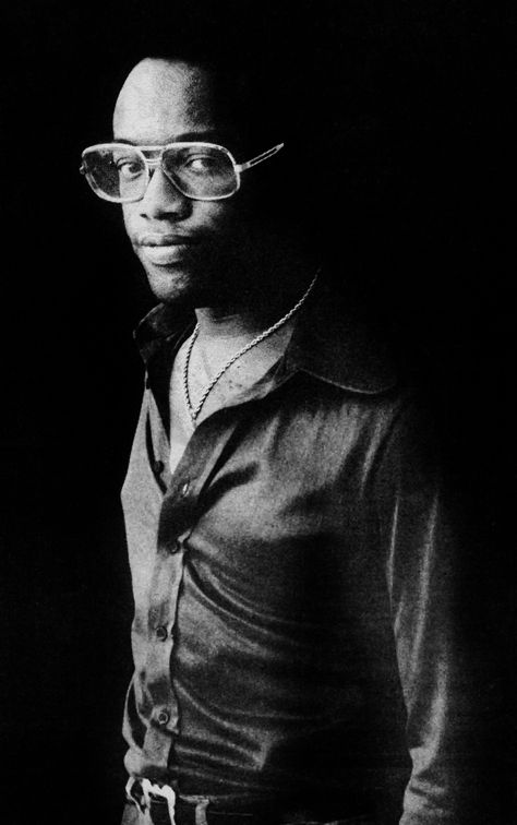 Bobby Womack Bobby Womack, R&b Artists, Old School Music, Amazing Music, Soul Singers, Praise The Lord, Soul Songs, R&b Music, R&b Soul