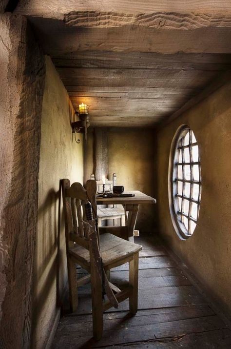 Medieval Style Home, Viking House Interiors, Viking House, Pirate Island, Medieval Houses, Cottage Interior, Big News, House Goals, Skyrim