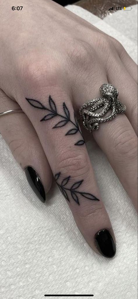 Finger Tattoo Symbols, Finger Tattoo Placement, Finger Tattoos Minimalist, Unique Finger Tattoos, Tattoo Care Tips, Tattoo Ideas Finger, Flower Finger Tattoos, Tattoo Designs Small, Tattoo Healing Process