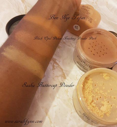 Powder For Dark Skin, Best Setting Powder For Dark Skin, Best Setting Powder For Black Women, Baking Powder Makeup For Dark Skin, Banana Powder Makeup Black Women, Translucent Powder For Black Women, Setting Powder For Black Women, Banana Powder Makeup, Beginner Makeup Kit