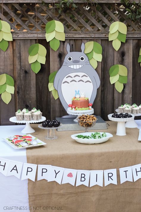 Sadie’s My Neighbor Totoro birthday party My Neighbor Totoro Party, My Neighbor Totoro Birthday, Totoro Party Decorations, Totoro Birthday Party, Totoro Birthday, Studio Ghibli Party, Totoro Party, Neighbor Totoro, Birthday Gifts For Teens