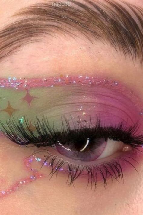 Glitter Alt Makeup, Glam Fairy Makeup, Fairy Halloween Makeup Looks, Purple And Green Fairy Makeup, Fairy Makeup Pink And Green, Pink Makeup Looks Barbie, Fairy Halloween Makeup Easy, Portals Makeup Ideas, Pink Fairy Halloween Costumes