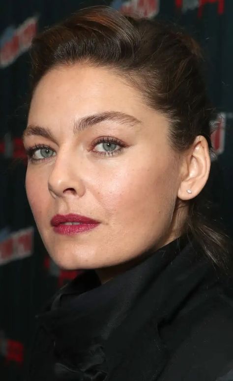 Alexa Davalos Alexa Davalos, Avengers, Actresses, Stars