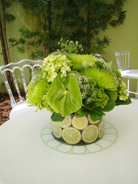 Green Event Decor, Lime Centerpiece, Lemon Centerpiece, Lemon Centerpieces, Green Event, Green Centerpieces, 50 Birthday, Karaoke Party, Flower Arrangements Simple