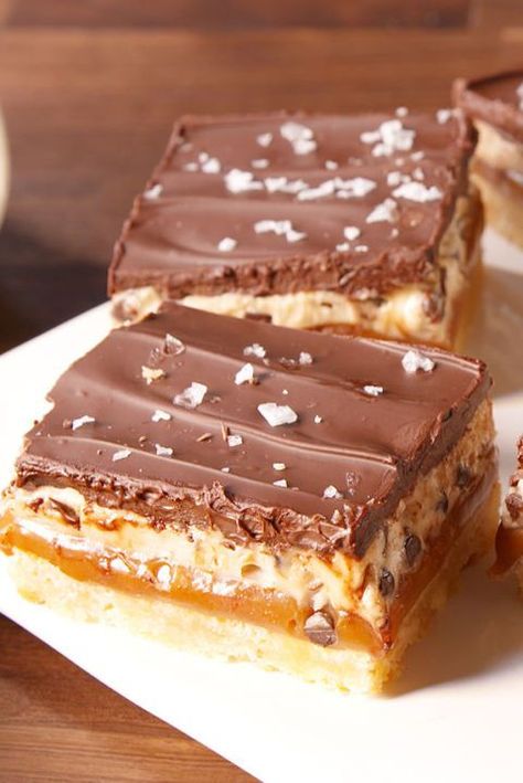 90+ Best Cookie Bar Recipes - Dessert Bar Recipes - Delish.com Billionaire Bars, Carob Recipes, Sunday Dessert, Coconut Protein, Protein Bars Homemade, Shortbread Bars, Protein Bar Recipes, Dessert Simple, Dessert Bar Recipe