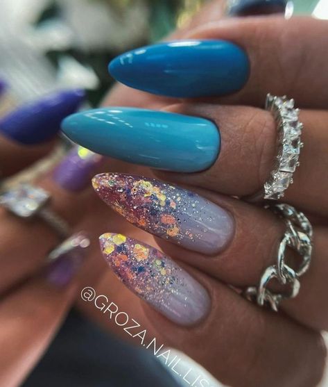 Pastel Summer Nails, Pink Swirl Nails, Beach Nails Art, 2023 Beach, Crazy Nail Designs, Swirl Nails, Cute Summer Nail Designs, Sassy Nails, Glittery Nails