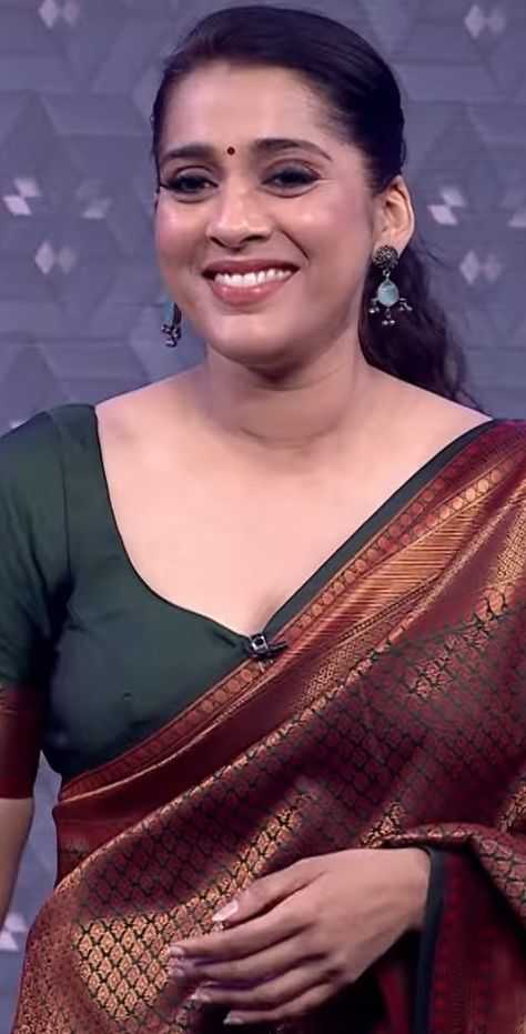 Reshmi Gautam, Rashmi Goutham, Rashmi Gautam, Indian Actors, Men Stylish Dress, Kareena Kapoor, Hot Actors, Food Snapchat, Desi Beauty