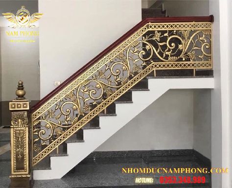 Cnc Stair Railing Design, درابزين السلم, Colorful Bedroom Design, Railing Tangga, Castle House Design, Outdoor Stair Railing, Staircase Outdoor, Luxury Staircase, Staircase Railing Design