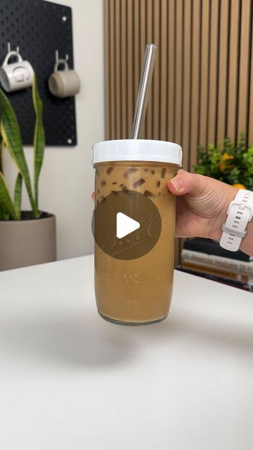 Katerina Diaz on Instagram: "If you’re still buying iced coffee from Starbucks, YOU NEED TO STOP🛑 

It is SO easy to make delicious tasting iced coffee at home, and you don’t even need a machine🙌

Plus, you can customize it with whatever syrups, creamers, and toppings you want!

🧊16 ounces cold water
🧊1/2 - 1 tablespoon @nescafe ice roast instant coffee powder (used 1/2 tbsp for less strong coffee, 1 tbsp for stronger tasting coffee)
🧊2 tablespoons @torani cane sugar syrup (or whatever flavor syrup you prefer)
🧊2 tablespoons heavy cream/half & half/milk
🧊Ice

Combine cold water and instant coffee powder in a cup and stir to dissolve the granules. Add in your syrup and cream/milk, and ice. Stir to combine, and enjoy your $0.87 iced coffee at home 🫶🏽

**Note, if you’re not an instan Iced Coffee From Starbucks, Coffee From Starbucks, Iced Coffee At Home, How To Make Ice Coffee, Tea Drinks, Copycat Starbucks Recipes, Coffee At Home, Sugar Syrup, Starbucks Copycat