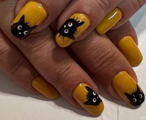 Black Cat Nail Art Halloween, Black Cat Nails Halloween, Black Cat Halloween Nails, Animal Nails Designs, Cat Acrylic Nails, Halloween Cat Nail, Halloween Nails Cat, Cat Nails Design, Halloween Cat Nails