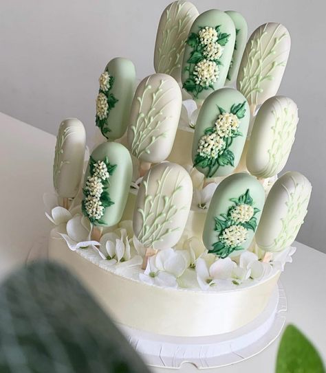 Diy Cakesicle Stand, Cakecicles Ideas Wedding, Cake Pop Holder Ideas, Cakesicle Display Ideas, Cakesicles Stand, Cake Popsicles Design, Wedding Cakesicles Ideas, Boho Cakesicles, Cakesicle Display