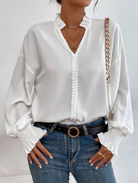 Long Sleeve Blouses For Women, Blouses For Women Casual Classy, Blouse Casual Fashion, Lantern Sleeved Blouses, Women Blouses Fashion, Women White Blouse, White Long Sleeve Blouse, Chic Blouses, Classy Dress Outfits