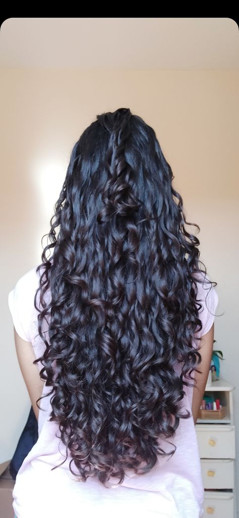 2b Curly Hairstyles Long Hair, V Shape Curly Haircut, 2b Long Hair, Very Long Wavy Hair, Long 2b Hair, Long 2c Hair, Super Long Curly Hair, Ondulado 2c, Ondulado 2b