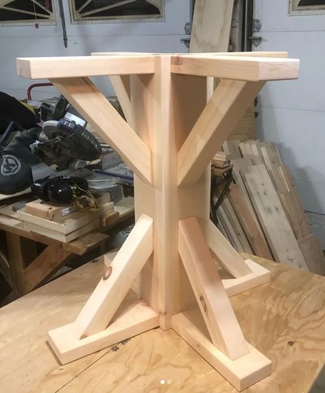 Diy Round Table Pedestal Base, Pedestal Table Base Diy, Diy Pedestal Table, Pedistal Table, Pedastal Table, Wood Pedestal Table, Diy Pedestal, Woodwork Ideas, Octagon Table