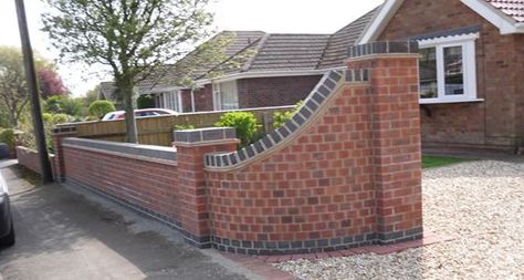 Garden Brick Wall, Front Driveway Ideas, Hedge Fence, Brick Wall Gardens, Brick Wall Ideas, Diy Brick Wall, Brick Columns, Garden Wall Designs, Front Wall Design