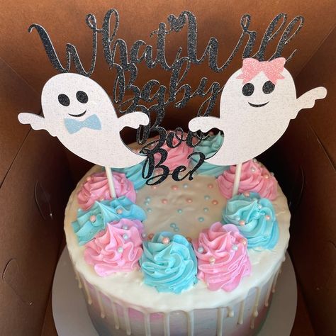 Halloween Gender Reveal Cake Topper / What Will Baby Boo Be / - Etsy Gender Reveal Cake Halloween, Halloween Gender Reveal Cake, Fall Gender Reveal Party, Halloween Gender Reveal, Gender Reveal Cake Topper, Halloween Cake Topper, Harry Potter Baby Shower, Chalkboard Designs, Harry Potter Baby