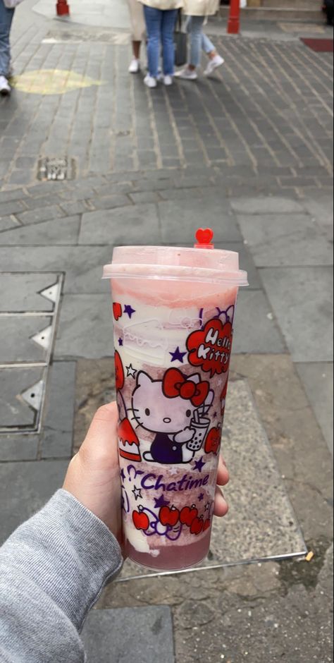 Sanrio Snacks, Hello Kitty Snacks, Chinatown London, Hello Kitty Core, Hello Kitty Food, Sanrio Food, Hello Kitt, Hello Kitty Crafts, Sanrio Stuff