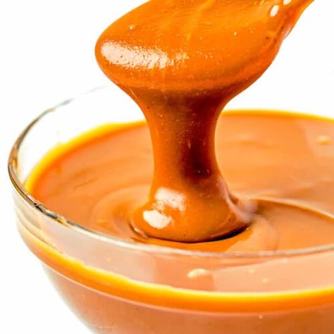 Fail-Proof Easy Salted Caramel Sauce (Thick) No Fail Caramel Sauce, Easy Caramel Sauce Without Heavy Cream, Homemade Caramel Sauce Recipe, Diy Caramel Sauce, Caramel Sauce Condensed Milk, Easy Caramel Sauce, Easy Salted Caramel, Salted Caramel Sauce Recipe, Diy Caramel