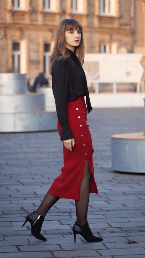 Red Pencil Skirt Outfit, Red Midi Skirt Outfit, Shimmer Tights, Pencil Skirt Outfit, Red Midi Skirt, Red Pencil Skirt, H&m Blouse, Red Pencil, Midi Skirt Outfit