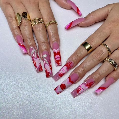 Dramatic Valentines Nails, Detailed Valentines Nails, Valentines Day Nails Initials, Valentines Nails Stiletto, Extreme Nails Designs, Extreme Nail Art, Nails Initials, 2023 Nails Ideas, Nails Art Easy