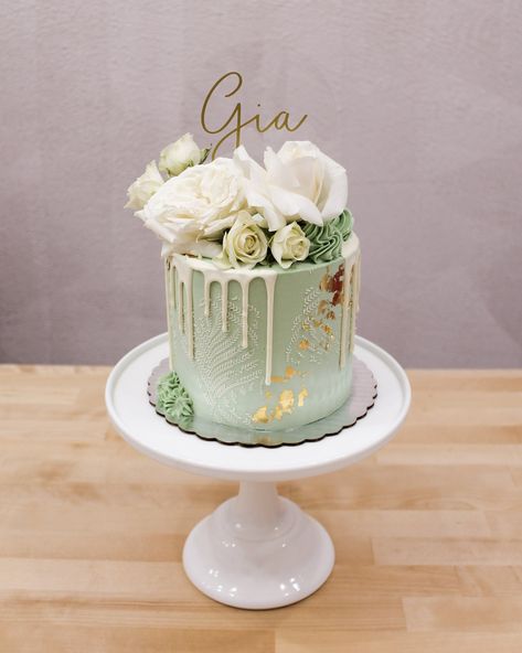 Sage Green Baby Shower Cake, Green Birthday Cakes, One Tier Cake, Rose Gold Wedding Cakes, Order Cakes Online, Mocha Cake, Macaron Cake, Baby Shower Cakes Girl, 21st Birthday Cakes