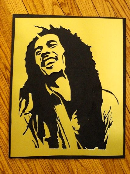 Bob Marley♡♥♡ Pencil Art Love, Bob Marley Pictures, Bob Marley Art, Vacation Locations, Maori Art, Music Tattoos, Phone Wallpaper For Men, Scroll Design, Scroll Saw