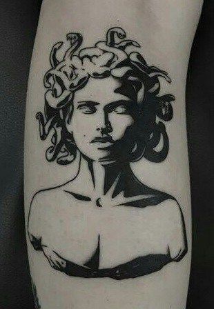 Medusa Tattoo Design, Statue Tattoo, Gorgeous Tattoos, Mythology Tattoos, Medusa Tattoo, Tattoo Design Book, 1 Tattoo, Desenho Tattoo, Dope Tattoos