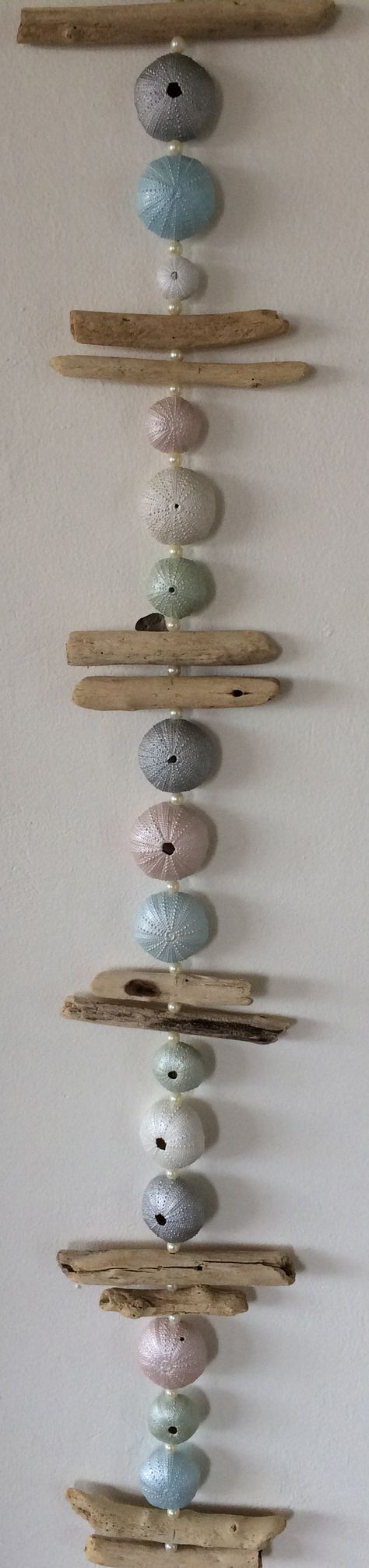 Sea Urchin Art Ideas, Sea Urchin Crafts, Sea Urchin Craft, Driftwood Wind Chimes, Sea Urchins Art, Driftwood Wall Hanging, Beach Crafts Diy, Driftwood Diy, Sea Urchin Shell