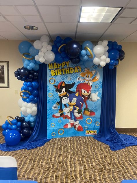 Sonic The Hedgehog Cake Birthdays, Shadow The Hedgehog Birthday Party, Sonic The Hedgehog Birthday Party Decor, Sonic Ring Balloons, Sonic Theme Balloon Garland, Sonic Birthday Party Backdrop, Sonic Photo Booth, Sonic Birthday Backdrop, Sonic Backdrop Ideas