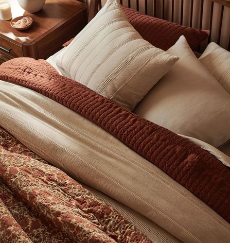 Earth tone bedding