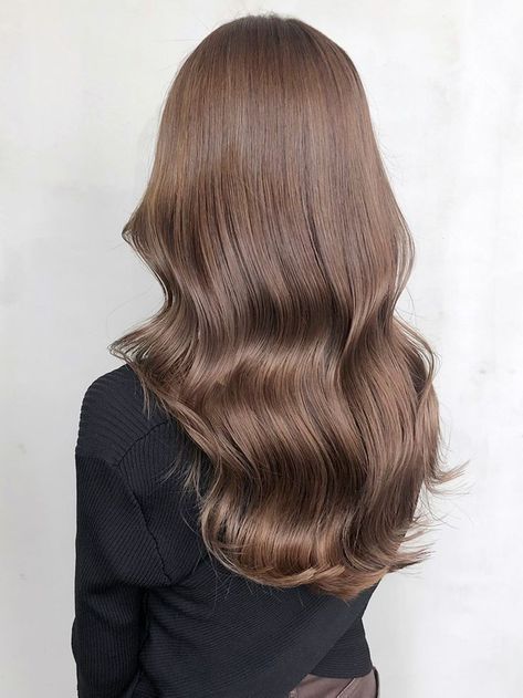 Korean Hair Color, Brown Hair Looks, Brown Hair Inspo, Makeup Hairstyles, Color Makeup, Light Hair Color, Hair Shades, Hair Stylist Life, Hair Inspo Color