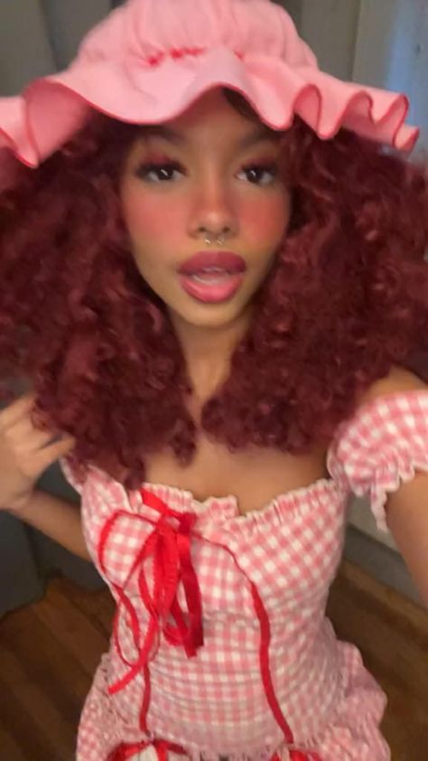 Red Hair Costume, Red Hair Halloween Costumes, Strawberry Shortcake Costume, Costume Ideas Halloween, Women Halloween Costume Ideas, Horror Halloween Costumes, Classy Halloween Costumes, Hot Halloween Outfits, Halloween Coustumes